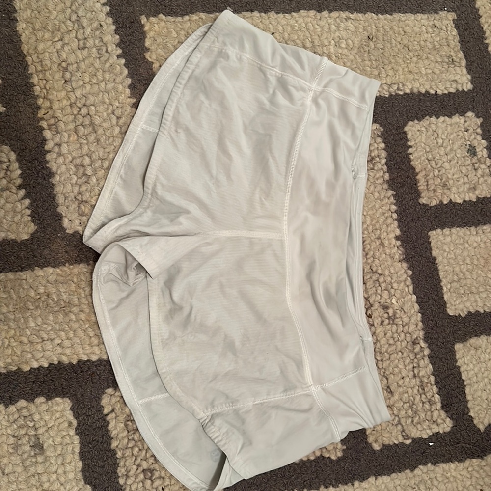 Lululemon speed up short